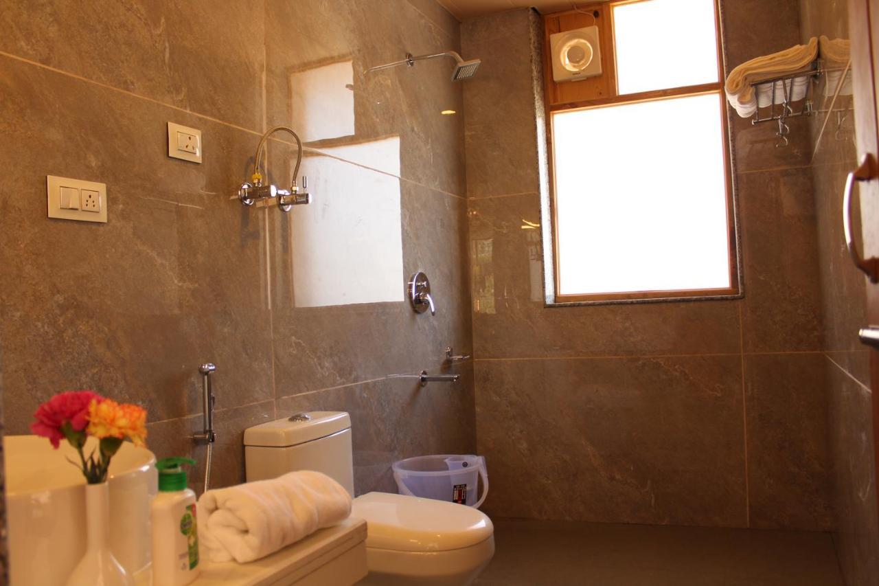 Vaibhav Regency Hotel Manali  Ngoại thất bức ảnh